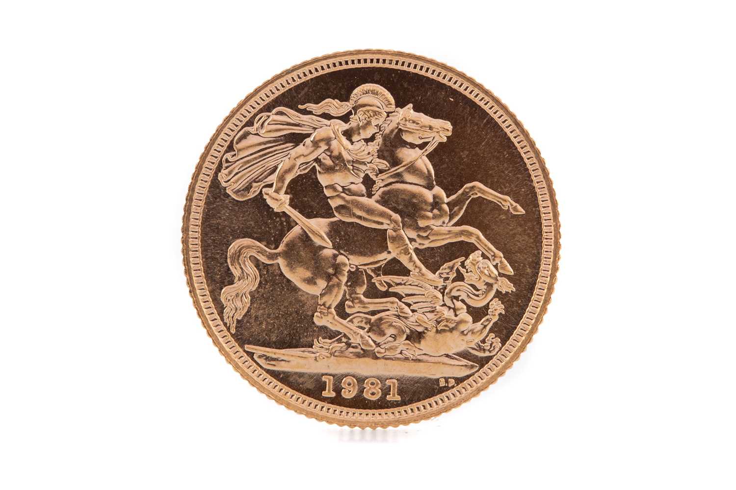 Lot 91 - AN ELIZABETH II GOLD SOVEREIGN DATED 1981
