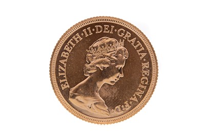 Lot 91 - AN ELIZABETH II GOLD SOVEREIGN DATED 1981