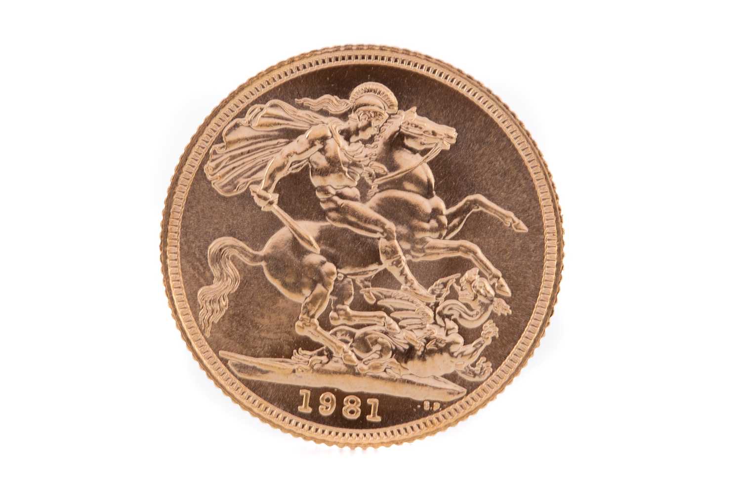 Lot 101 - AN ELIZABETH II GOLD SOVEREIGN DATED 1981