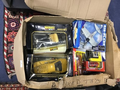 Lot 16 - A COLLECTION OF MODEL VEHICLES