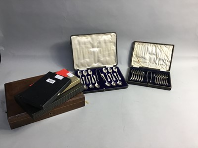 Lot 141 - A LOT OF BOXED AND LOOSE PLATED CUTLERY