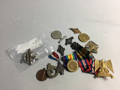 Lot 394 - A LOT OF VARIOUS MILITARY MEDALS AND BADGES