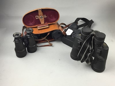 Lot 535 - A PAIR OF BUSHNELL BINOCULARS AND OTHER VARIOUS BINOCULARS