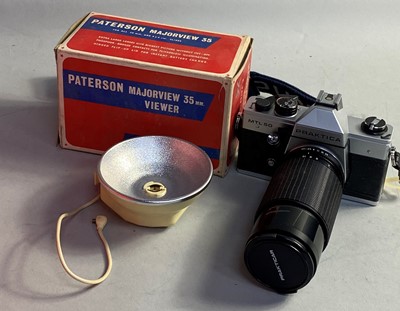 Lot 541 - A PRAKTICA CAMERA AND OTHER VARIOUS CAMERAS