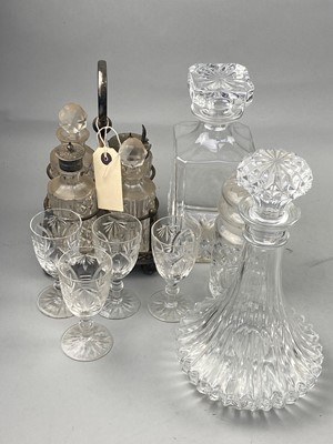 Lot 498 - A COLLECTION OF CRYSTAL AND GLASS DECANTERS AND OTHER GLASS WARE