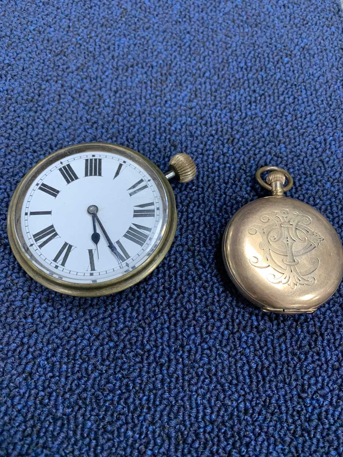 Lot 18 - A VICTORIAN  POCKET WATCH BY WALTHAM IN A GOLD PLATED CASE AND A TRAVELLING TIMEPIECE