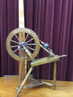 Lot 656 - A 19TH CENTURY OAK SPINNING WHEEL AND A SET SQUARE