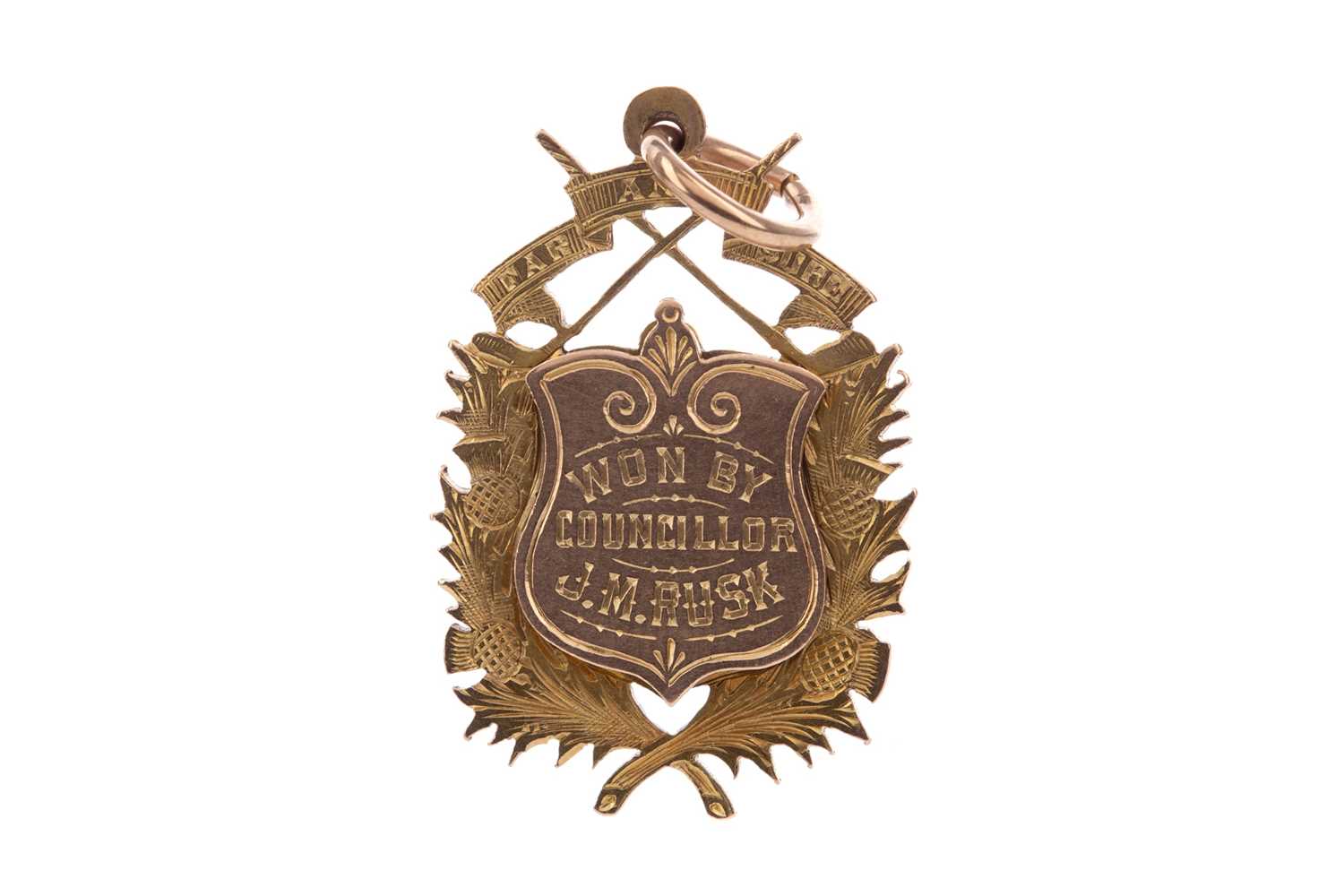 Lot 1739 - AN EDWARDIAN EDINBURGH CORPORATION GOLF CLUB NINE CARAT GOLD MEDAL