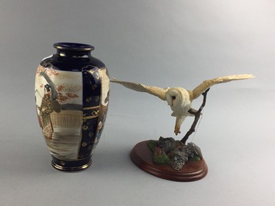 Lot 178 - A SATSUMA VASE AND A BORDER FINE ARTS OWL