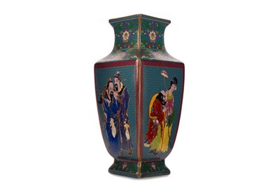 Lot 1723 - A 20TH CENTURY CHINESE POLYCHROME VASE
