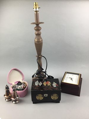 Lot 175 - A LOT OF COSTUME JEWELLERY AND PLATED ITEMS