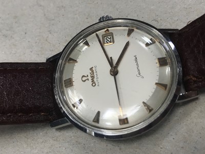 Lot 717 - A GENTLEMAN'S OMEGA SEAMASTER STAINLESS STEEL AUTOMATIC WRIST WATCH