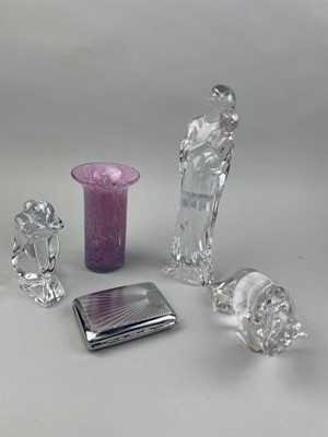 Lot 191 - A BACCARAT GLASS MODEL OF A MOTHER AND CHILD AND OTHER ITEMS