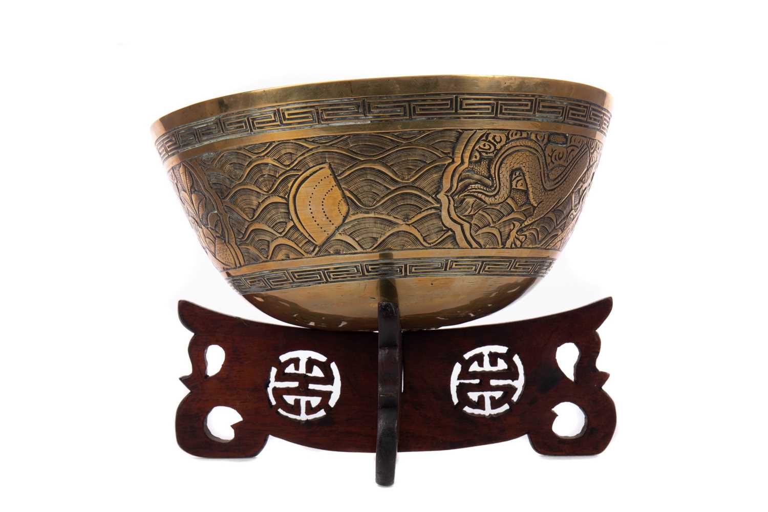 Lot 1752 - A 20TH CENTURY CHINESE BRONZE BOWL