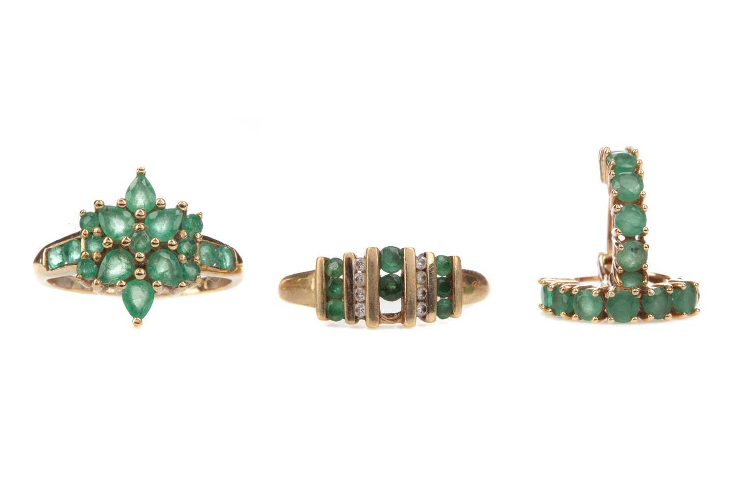 Lot 405 - AN EMERALD RING AND EARRINGS ALONG WITH A PARTIAL EMERALD AND DIAMOND RING
