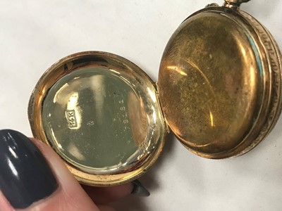Lot 727 - A GOLD FOB WATCH
