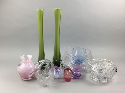 Lot 117 - A COLLECTION OF ART GLASS