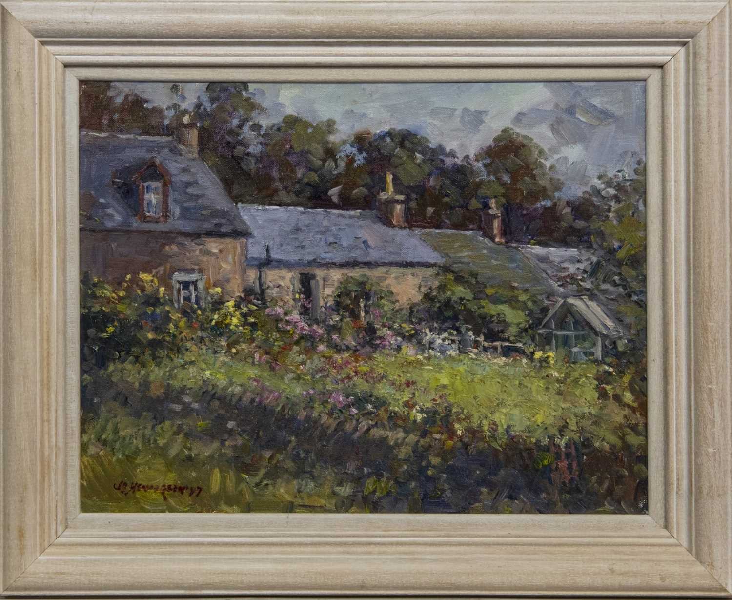 Lot 651 - COTTAGE AT FOWLIS WESTER, AN OIL BY J D HENDERSON