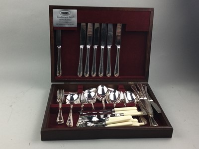 Lot 265 - A CASED CANTEEN OF CUTLERY AND OTHER CASED FLATWARE