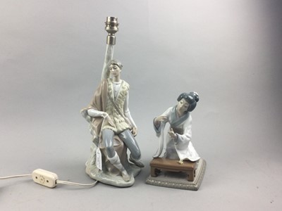 Lot 336 - A LLADRO FIGURAL TABLE LAMP AND ANOTHER LLADRO FIGURE