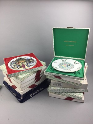 Lot 341 - A LOT OF ROYAL DOULTON CABINET PLATES