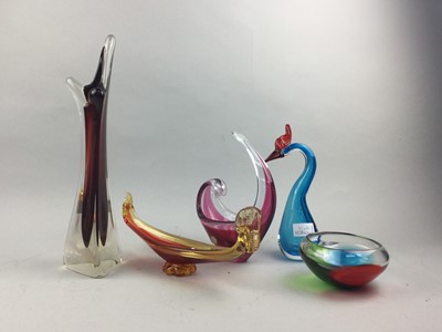Lot 287 - A LOT OF MODERN COLOURED GLASSWARE