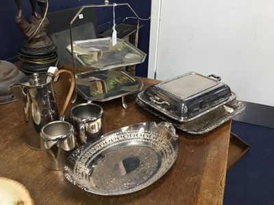 Lot 434 - AN ART DECO SILVER PLATED TWO TIER CAKESTAND AND OTHER SILVER PLATED ITEMS