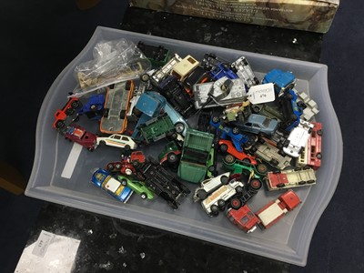 Lot 476 - A COLLECTION OF DIE-CAST VEHICLES