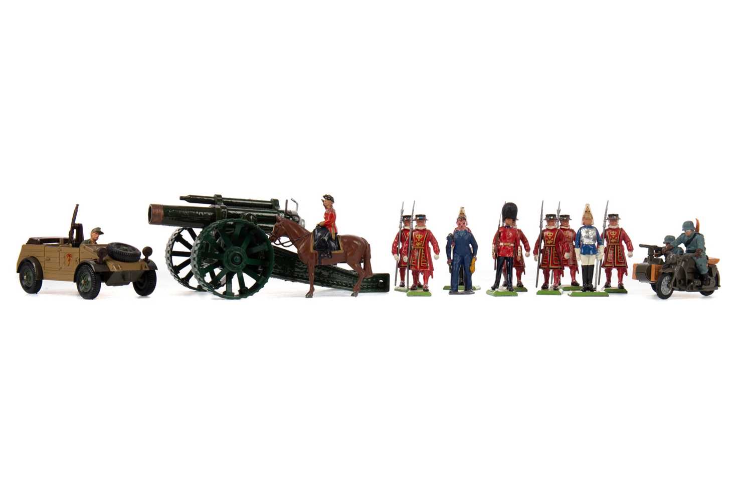 Lot 768 - BRITAINS PAINTED LEAD SOLDIERS