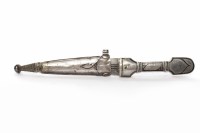 Lot 1023 - CHILDS' EASTERN DAGGER with a silver and...