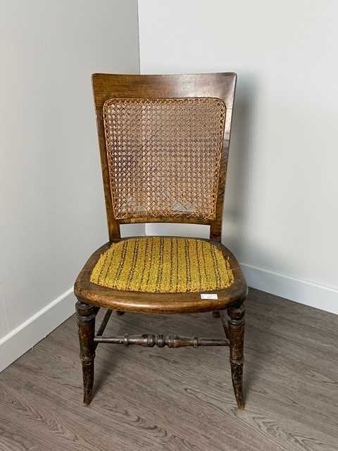 Lot 137 - AN OAK SIDE CHAIR, A NEST OF TABLES AND A STOOL