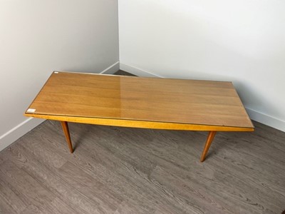 Lot 139 - A MID CENTURY COFFEE TABLE BY GORDON RUSSELL