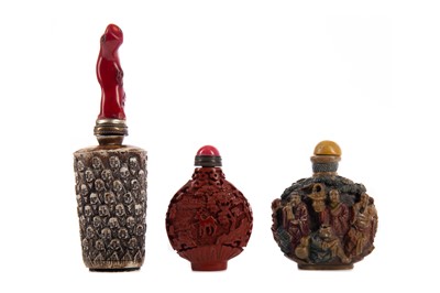 Lot 1866 - A LOT OF THREE  CHINESE SNUFF BOTTLES