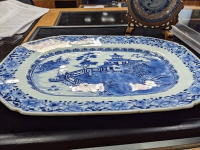 Lot 1871 - A 19TH CENTURY CHINESE BLUE AND WHITE DISH AND TWO OTHERS