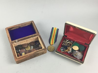 Lot 331 - A LOT OF VARIOUS COINS AND MEDALS