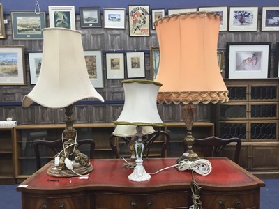 Lot 360 - A GILT METAL TABLE LAMP AND THREE OTHER TABLE LAMPS