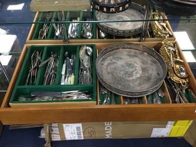 Lot 368 - A LOT OF SILVER PLATED FLATWARE AND A CIRCULAR SILVER PLATED TRAY