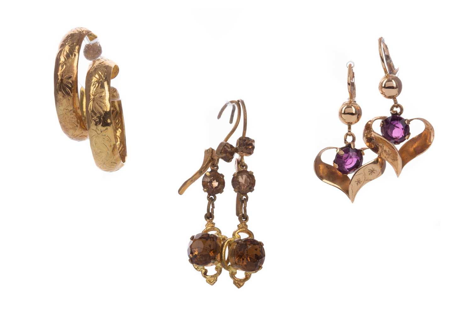 Lot 1560 - A GROUP OF GOLD EARRINGS