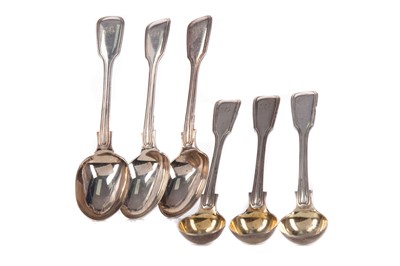 Lot 536 - A SET OF SIX VICTORIAN SILVER TEASPOONS AND OTHERS