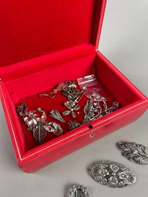 Lot 8 - A LOT OF VINTAGE SILVER AND MARCASITE JEWELLERY