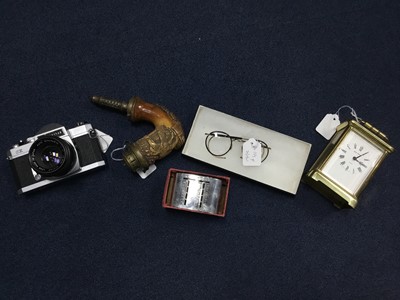 Lot 123 - A MEERSCHAUM PIPE AND OTHER COLLECTORS' ITEMS