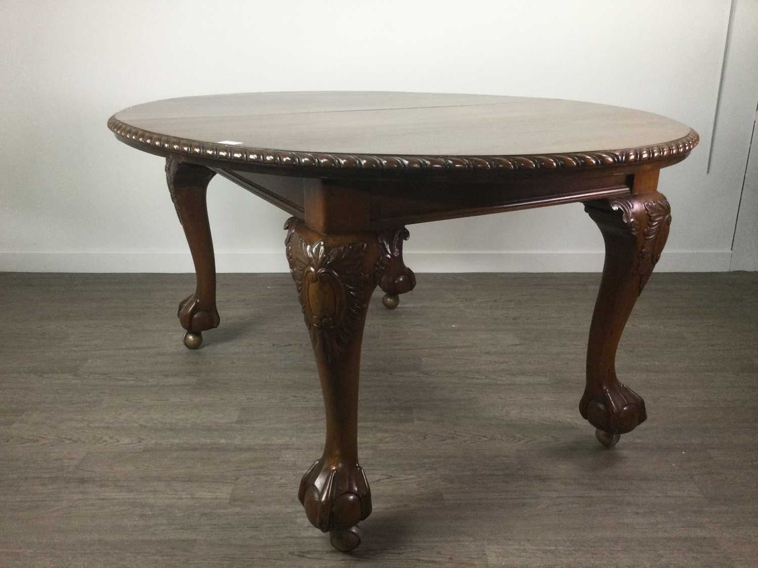 Lot 1371 - A MAHOGANY DINING TABLE OF CHIPPENDALE DESIGN