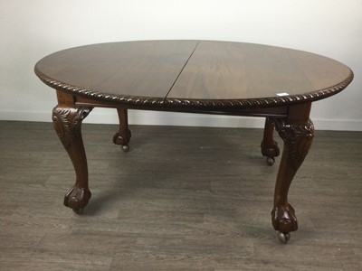 Lot 1371 - A MAHOGANY DINING TABLE OF CHIPPENDALE DESIGN