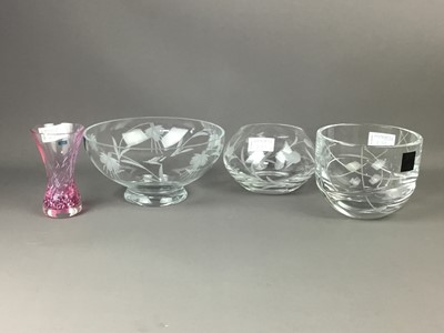 Lot 295 - A GLENEAGLES CRYSTAL BOWL ALONG WITH OTHER CRYSTAL WARE