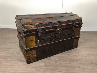 Lot 277 - A LATE 19TH CENTURY CABIN TRUNK