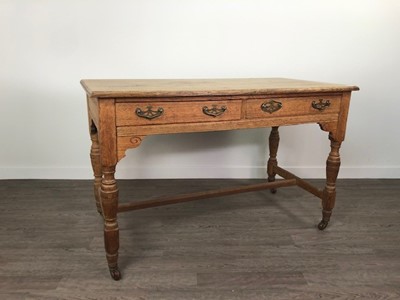 Lot 279 - A LATE VICTORIAN OAK SIDE TABLE