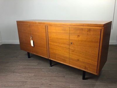 Lot 290 - A MID CENTURY TEAK SIDEBOARD