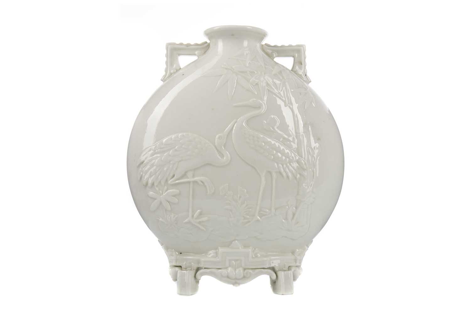 Lot 711 - A ROYAL WORCESTER AESTHETIC MOVEMENT MOON FLASK