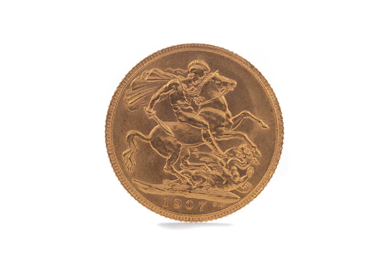 Lot 19 - AN EDWARD VII GOLD SOVEREIGN DATED 1907