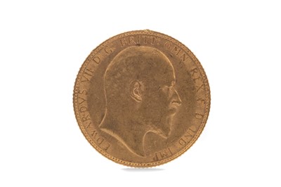 Lot 21 - AN EDWARD VII GOLD SOVEREIGN DATED 1908